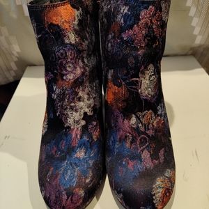 Zigi Soho booties